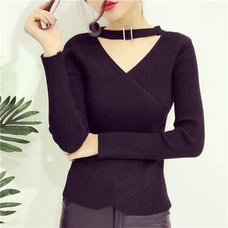 Buckled V-neck Long-sleeve Knit Top