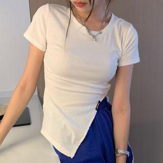 Asymmetrical Hem Cropped T-shirt