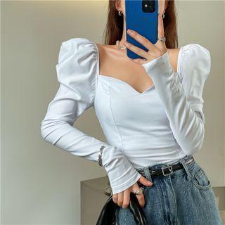 Long-sleeve Fitted Sweetheart-neckline Top
