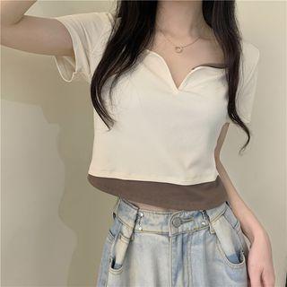 Mock Two-piece Short-sleeve V-neck Top