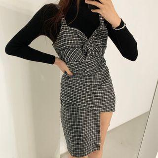 Long-sleeve Knit Top / Spaghetti Strap Plaid Mini Sheath Dress