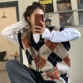 V-neck Argyle Sweater Vest Vest - Plaid - Coffee - One Size