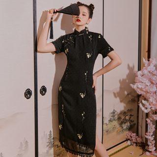 Floral Embroidered Lace Panel Short-sleeve Midi Qipao
