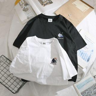 Short-sleeve Mountain Embroidered T-shirt