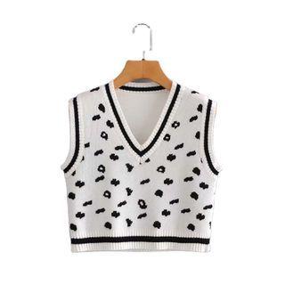 Contrast-trim Cow Print V-neck Knit Vest Dairy Cow - One Size