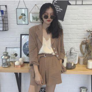 Plain Blazer / Sleeveless Top / Shorts
