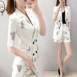 Set: Short-sleeve Butterfly Print Blazer + Shrots