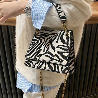 Leopard Print Flap Chain Crossbody Bag