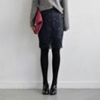 Lace Mini Pencil Skirt