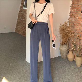 Short-sleeve Twist-front T-shirt / Sweatpants