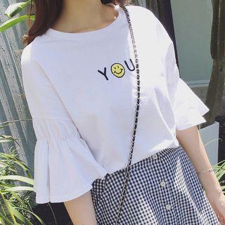 Elbow-sleeve Smiley Face Top