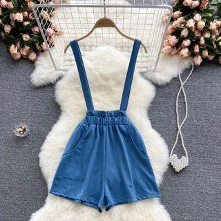 Plain Back Strap Wide-leg Shorts