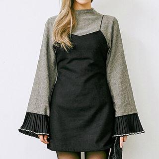 Mock-neck Pleat-cuff M Lange Top