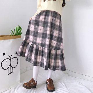 Ruffle-hem Plaid Midi A-line Skirt