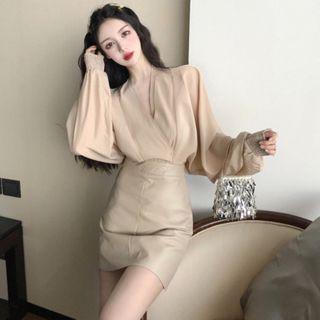 Puff-sleeve Blouse / Faux Leather A-line Skirt
