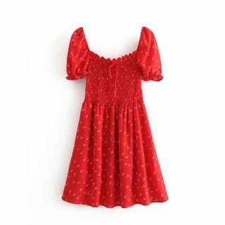 Floral Short-sleeve Square-neck Dress