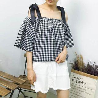 Off-shoulder Plaid Elbow-sleeve Top Plaid - Black & White - One Size