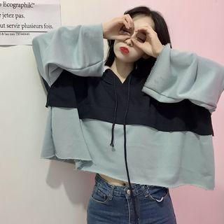 Color-block Cropped Top