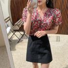 Puff-sleeve Floral Print Top Black - One Size