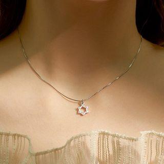 925 Sterling Silver Rhinestone Snowflake Pendant Necklace As Shown In Figure - One Size