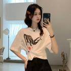 Short-sleeve Print Asymmetrical Cropped T-shirt