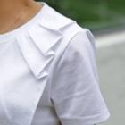 Round-neck Pleated-trim T-shirt