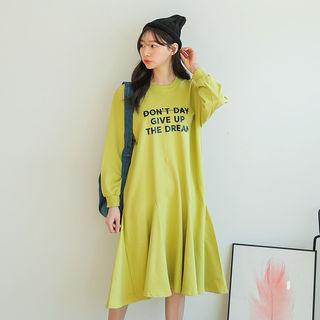 Lettering Godet-hem Sweatshirt Dress