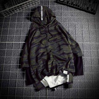 Lettering Strap Applique Camo Hoodie