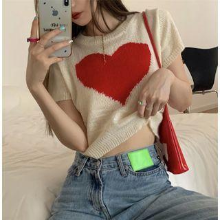 Short-sleeve Heart Pattern Cropped Knit T-shirt