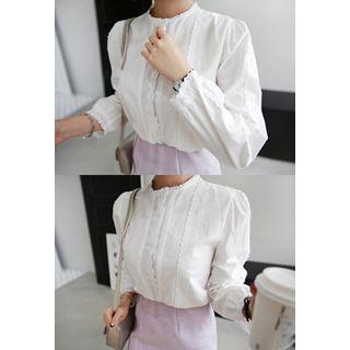 Collarless Lace-trim Cotton Blouse
