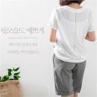 V-neck Short-sleeve Perforated-trim T-shirt