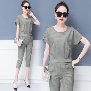 Set: Pinstriped Short Sleeve T-shirt + Capri Skinny Pants