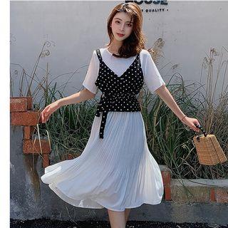 Set: Short-sleeve Midi Pleated Dress + Dotted Tank Top