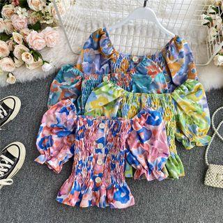 Square-neck Flower Printed Shirt-sleeve Crop Top