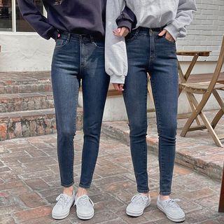 Skinny Jeans In 2 Lengths