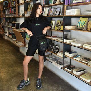 Printed Letter Short-sleeve Top Black - One Size