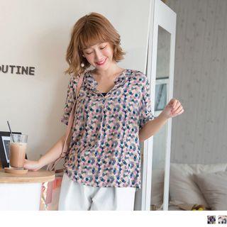 Dot Print V-neck Top