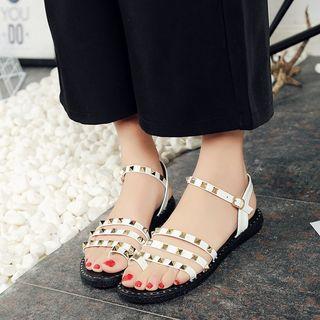 Studded Loop Toe Sandals