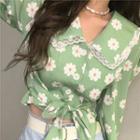Floral Print Lace Trim Tie-front Blouse