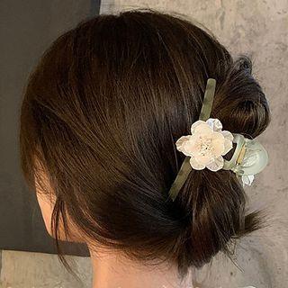 Flower Hair Clamp Green & White - One Size