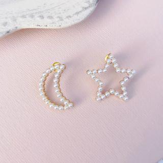 Beaded Ear Stud 1 Pair - Star & Moon - Earrings - One Size