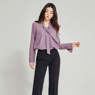 Tie-neck Pleated Back Blouse