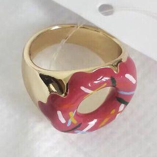 Doughnut Ring As Shown In Figure - One Size