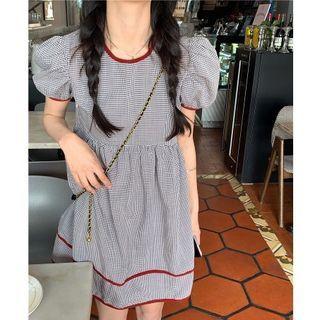 Puff-sleeve Plaid A-line Dress Plaid - Black & White - One Size