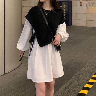 Mock Two-piece Short-sleeve A-line Dress Black & White - One Size