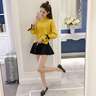 Set: Long-sleeve Flared-cuff Knit Top + Plain A-line Skirt