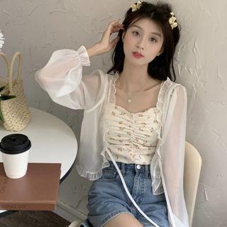 Floral Cropped Camisole Top / Light Jacket