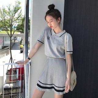 Set: Short Sleeve Polo Neck T-shirt + Pleated Skirt
