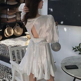 Long-sleeve V-neck Open Back A-line Dress