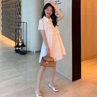 Short-sleeve Ruffled Collared A-line Dress